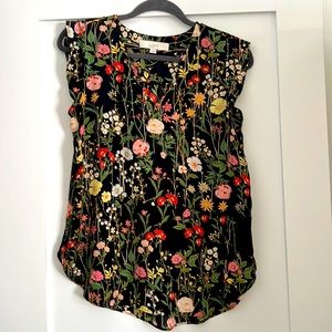 Ladies small flutter sleeve Loft top